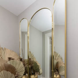 conjunto de espelhos com moldura de latão